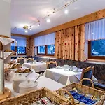 Garni Golfais 酒店