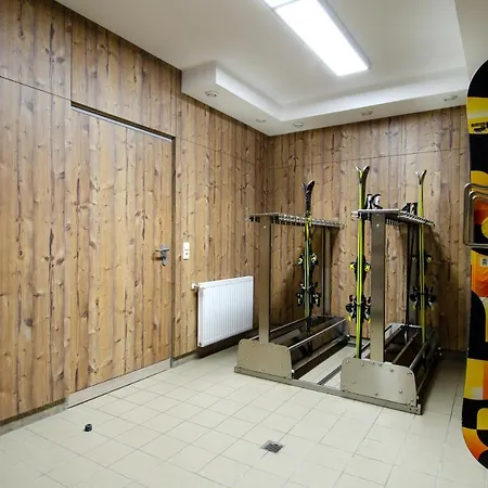 Garni Golfais ホテル