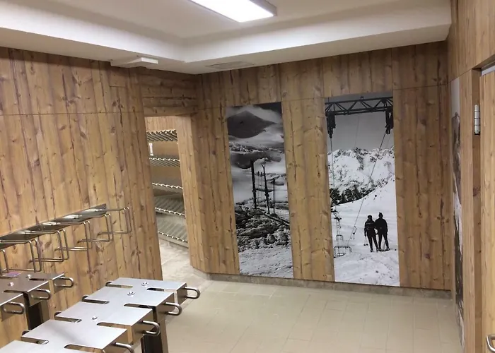 Garni Golfais ホテル イシュグル