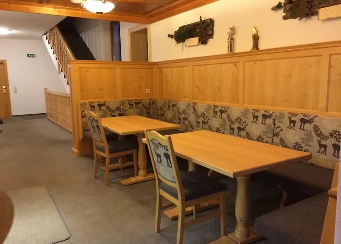 Отель Garni Golfais