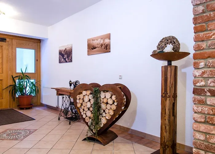 Garni Golfais * ايشجل