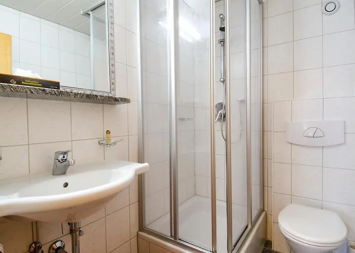 Garni Golfais Hotel *